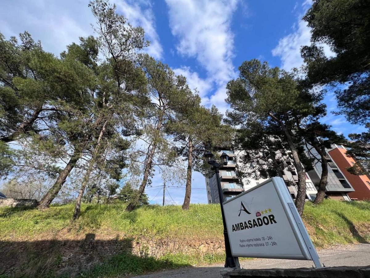 פודגוריצה Hotel Ambasador מראה חיצוני תמונה