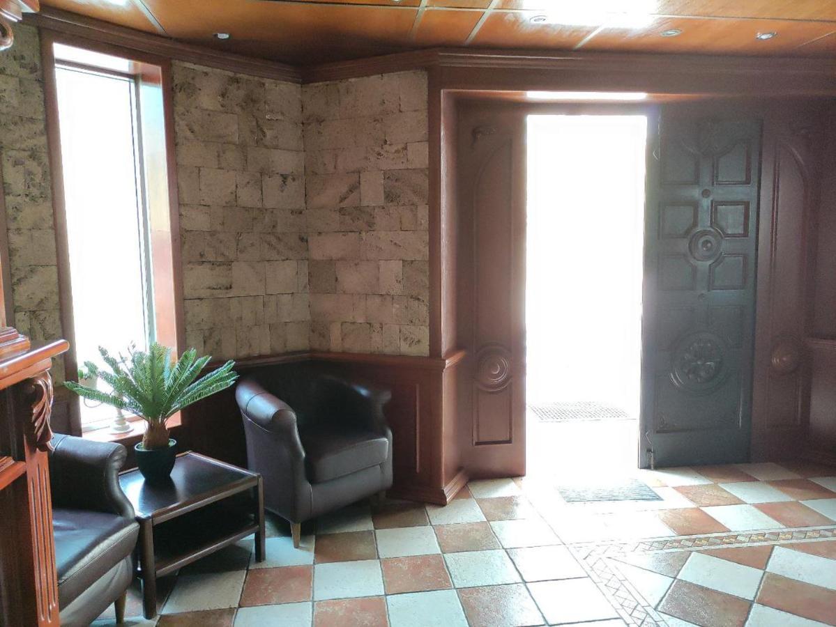 פודגוריצה Hotel Ambasador מראה חיצוני תמונה
